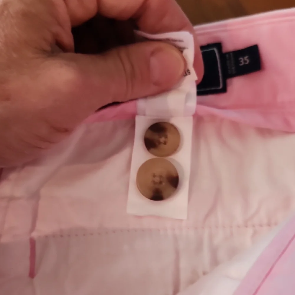 Vineyard Vines stylish flat